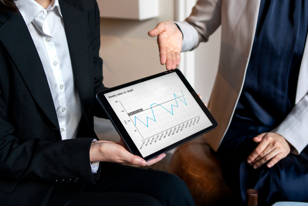 كيف تؤثر المحاسبة على قرارات الموارد البشرية الاستراتيجية؟